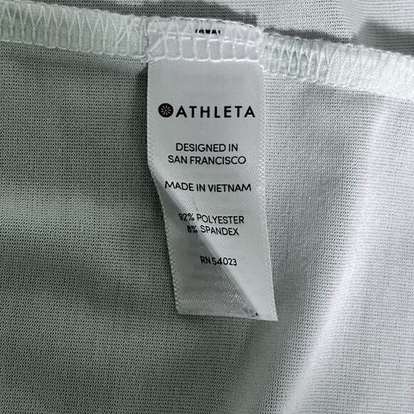 Athleta Incline Power of She Racerback breathable roomy Tank top - Picture 6 of 6